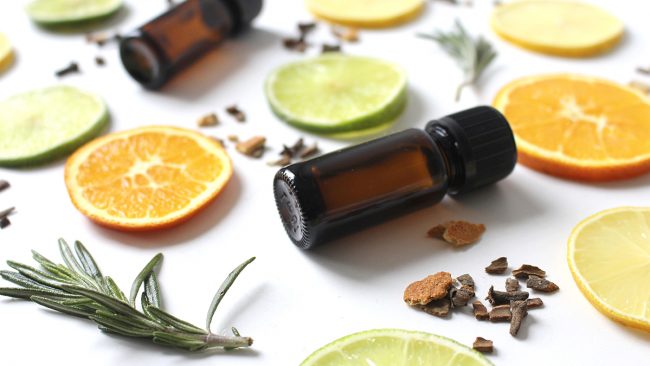 Превоз на етерични масла.